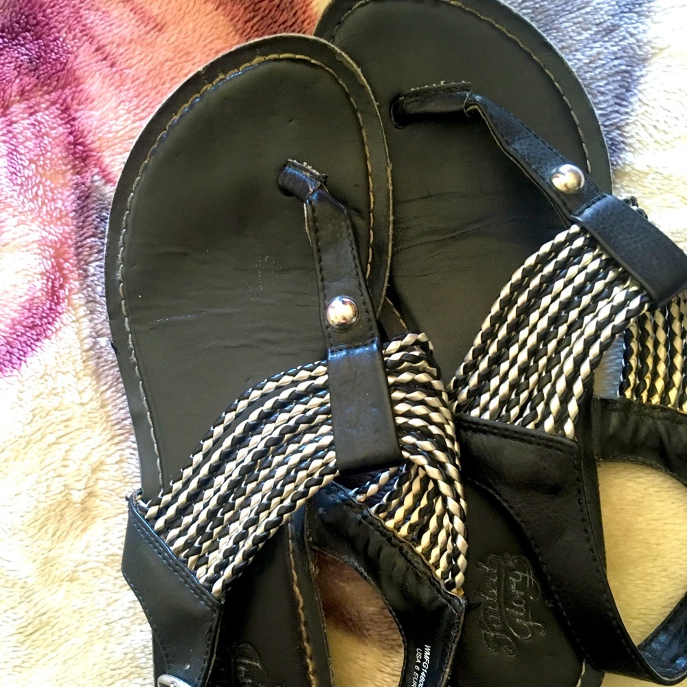 Woman’s Sandals